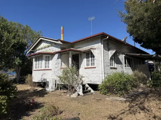 1 Rutherford Street, Monto, Qld 4630