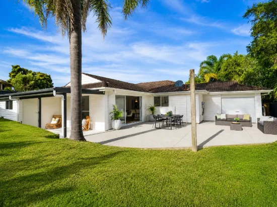 1 Sarah Close, Killarney Vale, NSW 2261