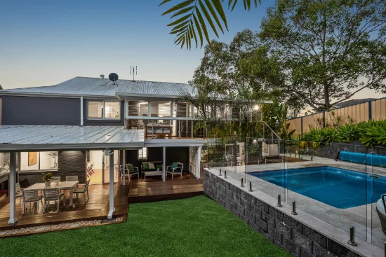 1 Seacres Close, Wadalba, NSW 2259