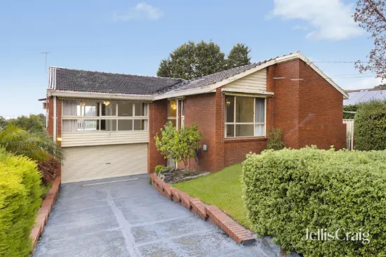1 Sean Close, Wheelers Hill, Vic 3150