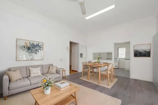 1 Seventh Street, Railway Estate, Qld 4810