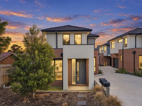 1 Sooty Lane, Pakenham, Vic 3810 - For Sale