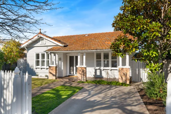 1 St Kinnord St, Aberfeldie, Vic 3040
