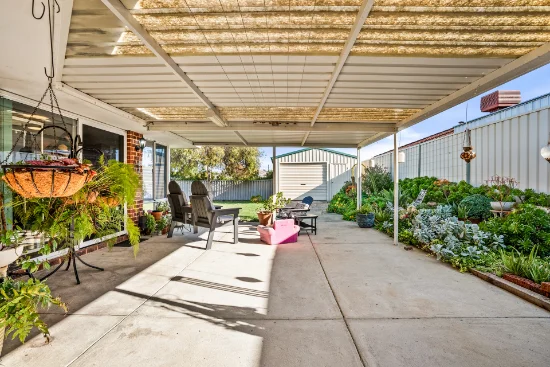 1 Tathra Place, Waikiki, WA 6169