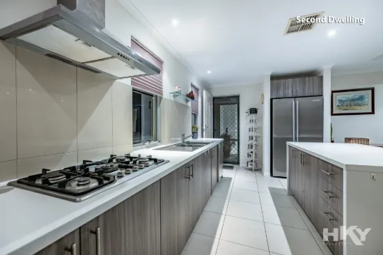 1 The Grange, The Vines, WA 6069-Image