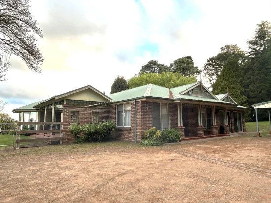 1 The Old Road, Robertson, NSW 2577