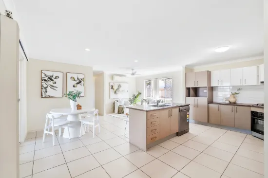 1 Toby Close, Kallangur, Qld 4503