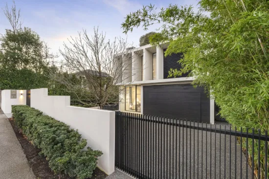 1 Van Ness Avenue, Glen Iris, Vic 3146