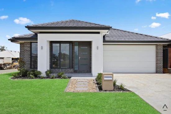 1 Vanderfield Cres, Oran Park, NSW 2570