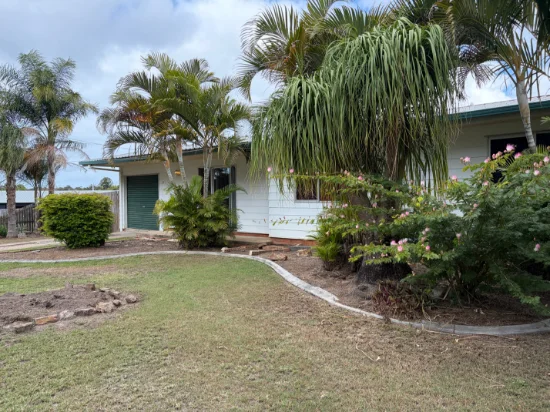 1 Winbirra Way, Scarness, Qld 4655