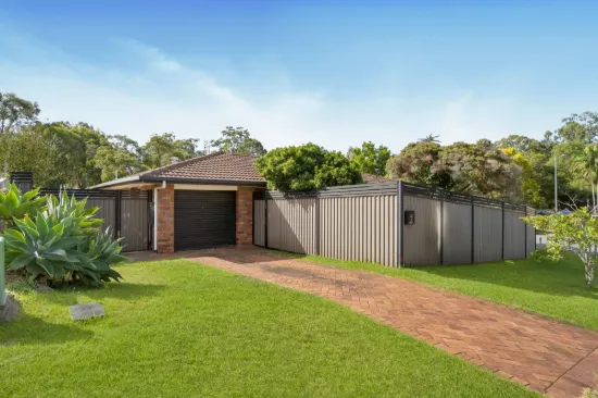 1 Woolmere Street, Carrara, Qld 4211