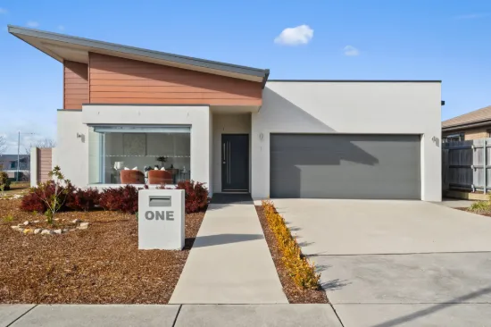 1 Xenica Street, Wright, ACT 2611
