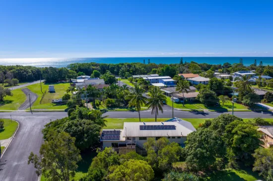 1 Zircon Avenue, Rainbow Beach, Qld 4581