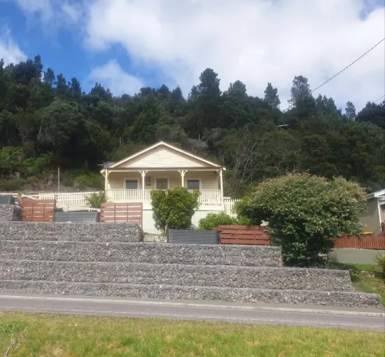 10 & 12 Batchelor St, Queenstown, Tas 7467