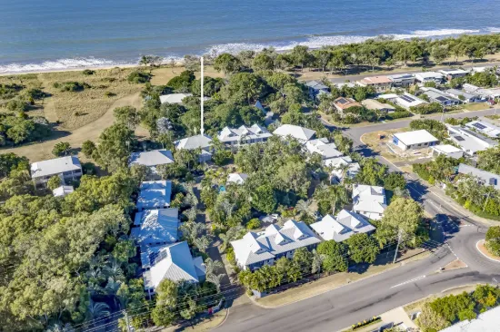 10/2 Sylvan Drive, Moore Park Beach, Qld 4670