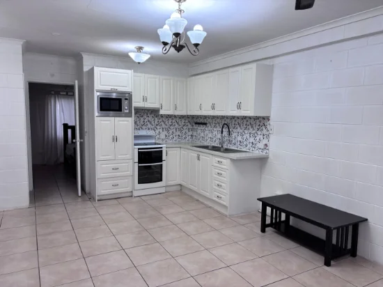 10/439-443 Severin Street, Manunda QLD 4870-Image