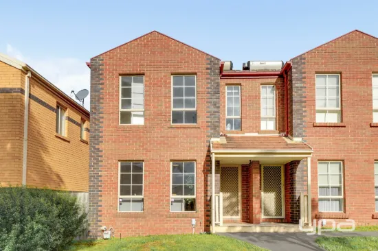 10/7 Whiltshire Drive, Roxburgh Park, Vic 3064