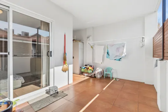 10/71 Parry Street, Perth, WA 6000-Image