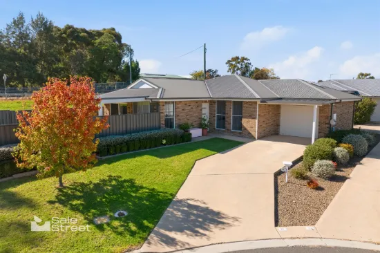 10 Aloe Vera Place, Orange, NSW 2800