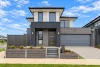 10 Amazing Boulevard, Fraser Rise, Vic 3336
