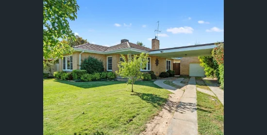 10 Amos Avenue, Benalla VIC 3672 - For Rent