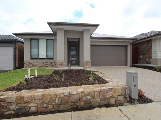 10 Anvil Way, Clyde North, Vic 3978