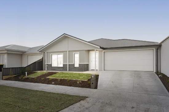 10 Aquamarine Drive, Mickleham, Vic 3064