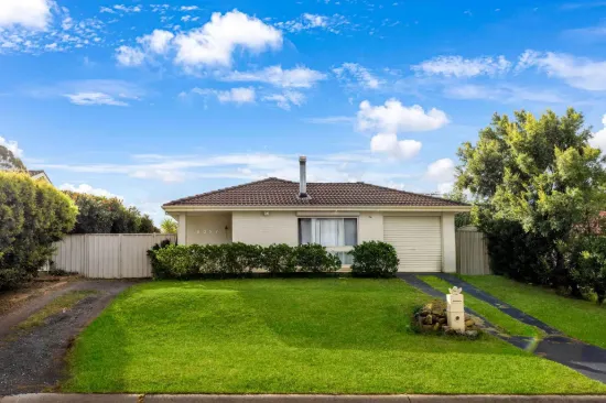 10 Archibald Crescent, Rosemeadow, NSW 2560