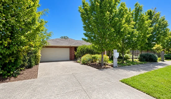 10 Arthur Court, Woodend, Vic 3442