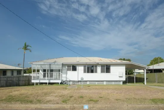 10 Aspland Street, Clinton, Qld 4680