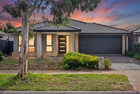 10 Avonmore Way, Weir Views, Vic 3338