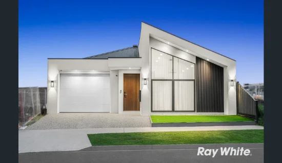 10 Axillaris Street, Mickleham, Vic 3064