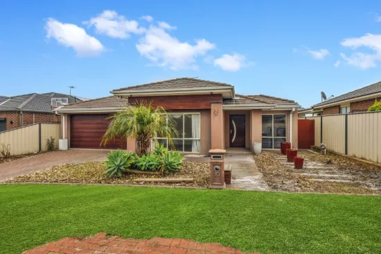 10 Aylesbury Court, Hampton Park, Vic 3976