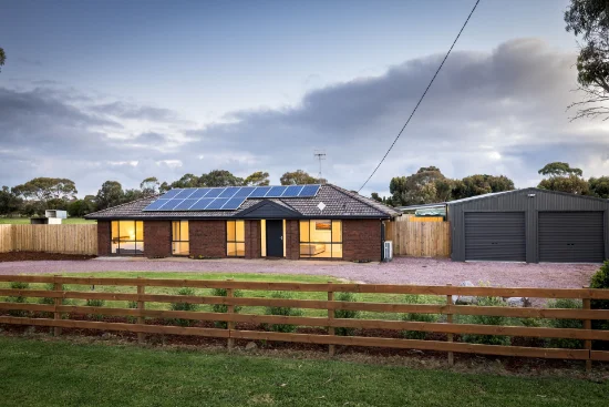 10 Barries Road, Bushfield VIC 3281-Image