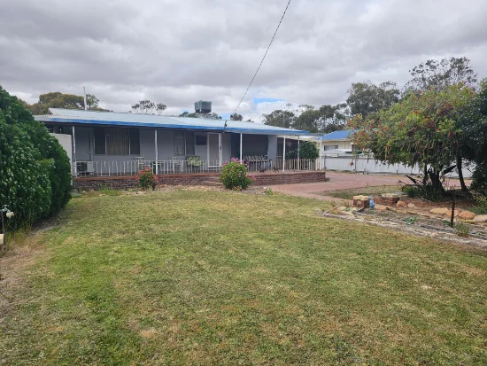 10 Bath Street, Kellerberrin, WA 6410