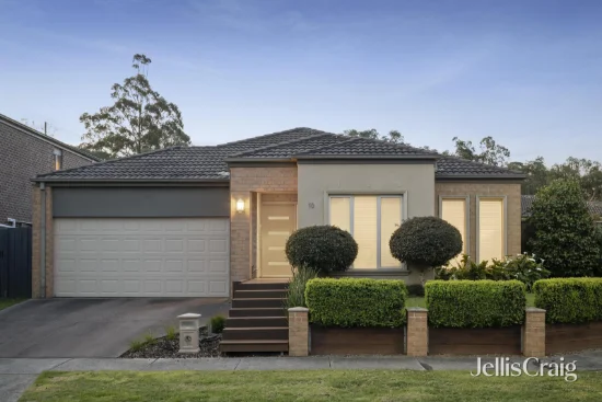 10 Bayview Rise, Bayswater North, Vic 3153 - For Sale