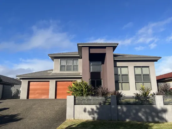 10 Bedarra Court, Shell Cove, NSW 2529