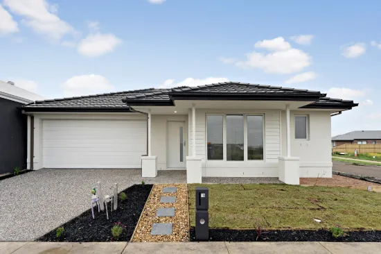10 Belvedere Circuit, Donnybrook, Vic 3064
