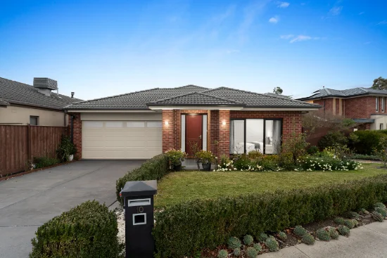10 Bibury Street, Cranbourne North VIC 3977 - For Rent