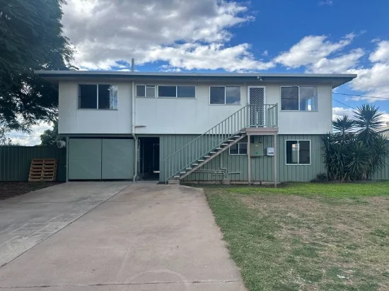 10 Bicentennial Dr, Emerald, Qld 4720