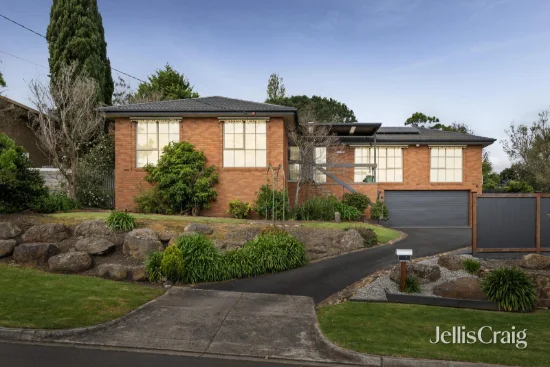 10 Blueberry Road, Mooroolbark, Vic 3138