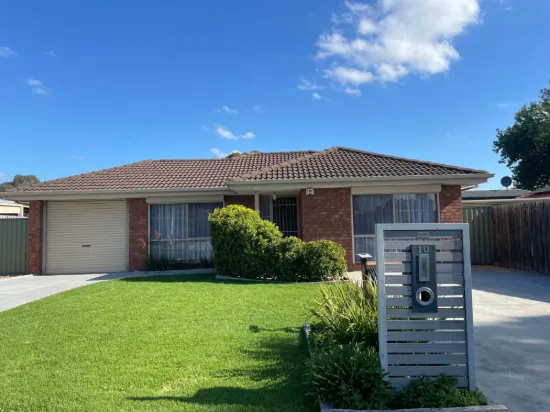 10 Bluegum Court, Mill Park VIC 3082-Image