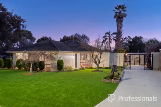 10 Bowen Court, Berwick, Vic 3806