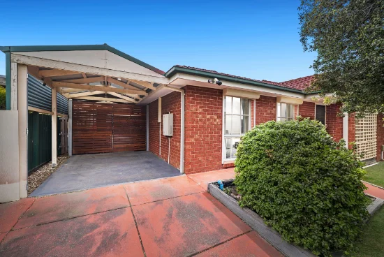 10 Bronhill Court, Cranbourne West, Vic 3977