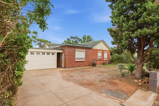 10 Broughton Road, Elizabeth Vale, SA 5112