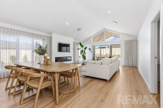 10 Burt Street, Gobbagombalin, NSW 2650-Image