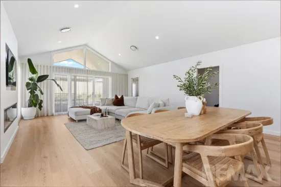 10 Burt Street, Gobbagombalin, NSW 2650-Image