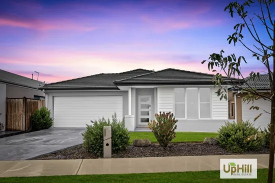 10 Cabo Circuit, Clyde North, Vic 3978
