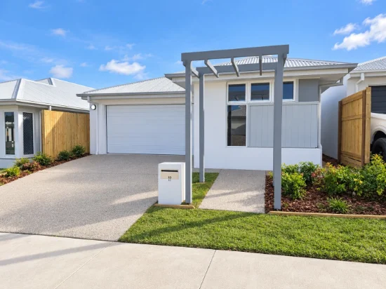 10 Califer, Morayfield, Qld 4506
