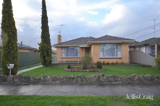 10 Cambridge Street, Wendouree, Vic 3355